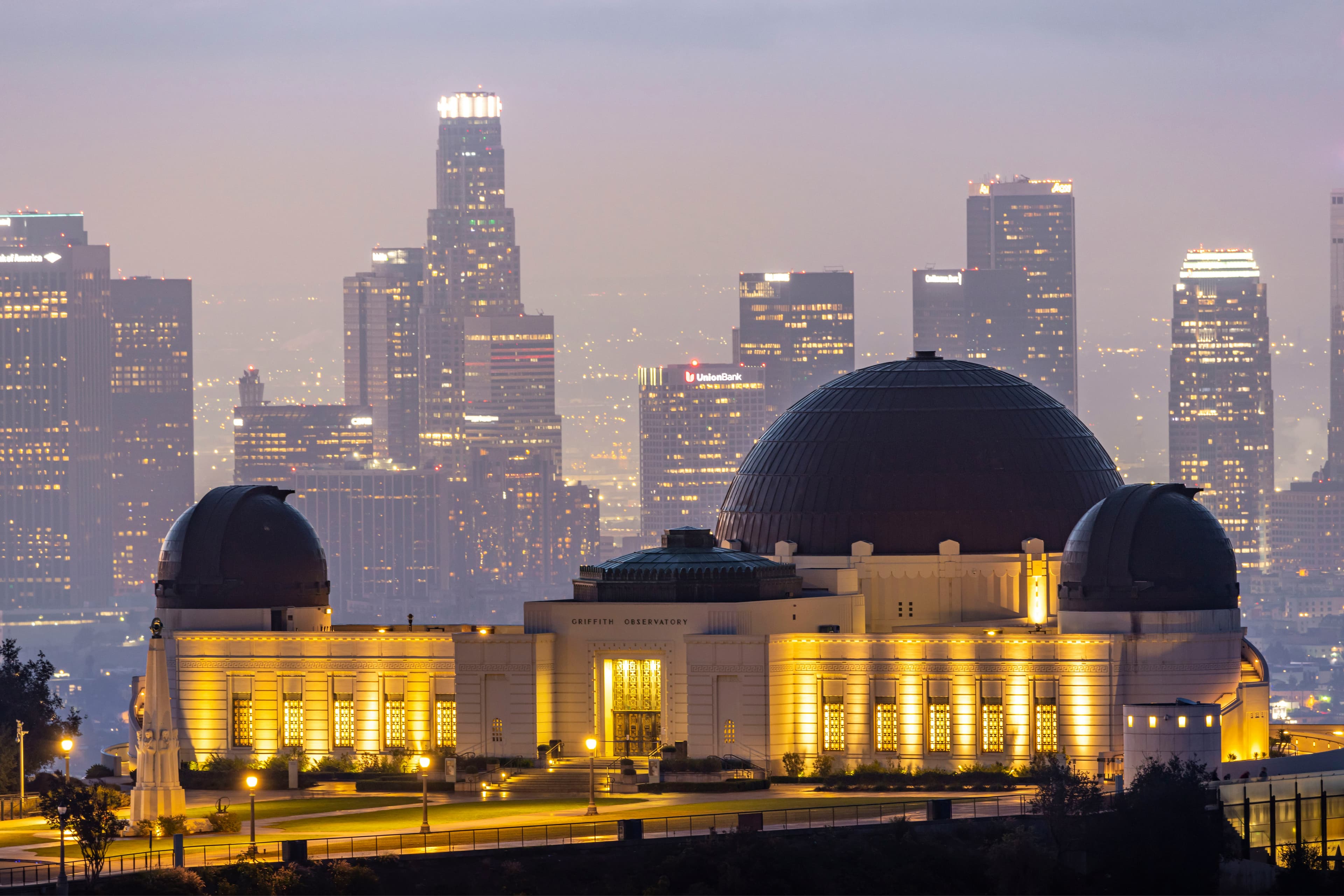 Griffith Observatory: Hours, Parking, Free Exhibits & Sunset Guide