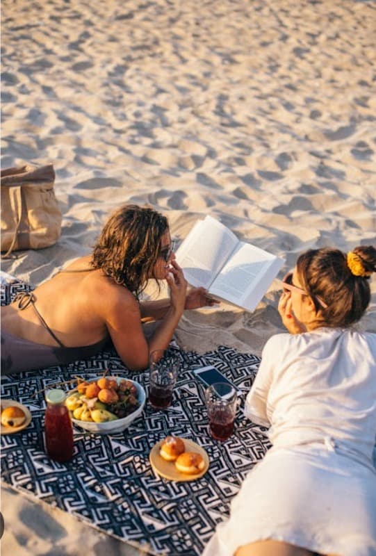 Beach day! Reading and potluck picnic?
